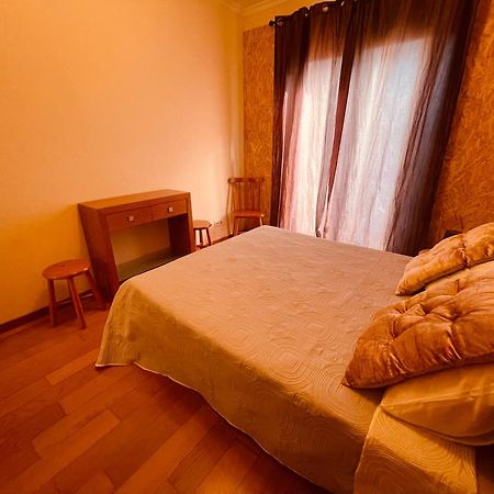 Apartamentos Da Carreira Фуншал Стая снимка