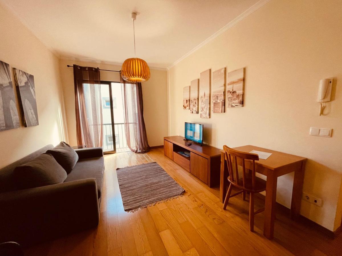 Apartamentos Da Carreira Фуншал Екстериор снимка