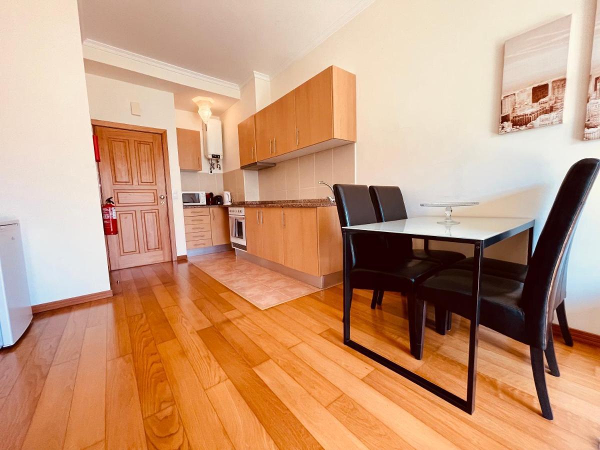 Apartamentos Da Carreira Фуншал Екстериор снимка
