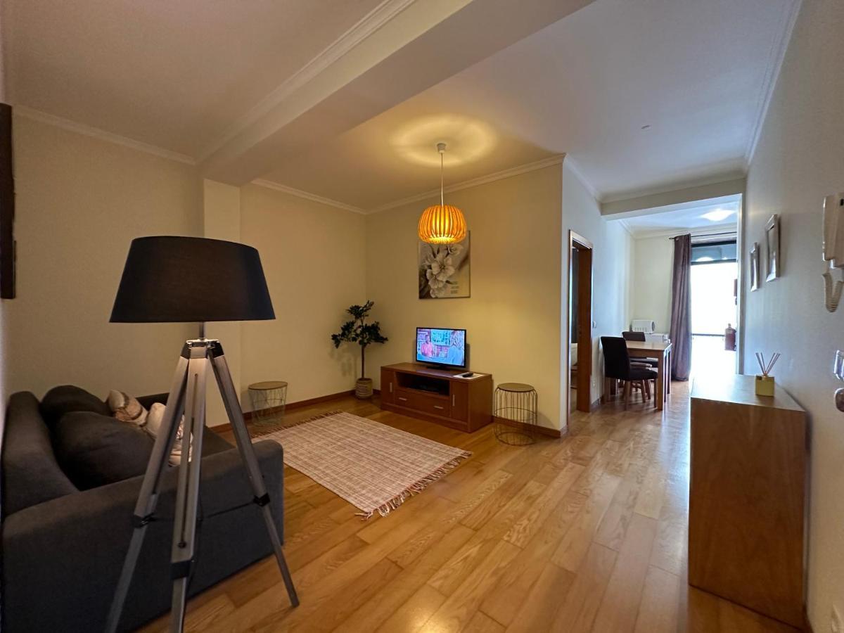 Apartamentos Da Carreira Фуншал Екстериор снимка