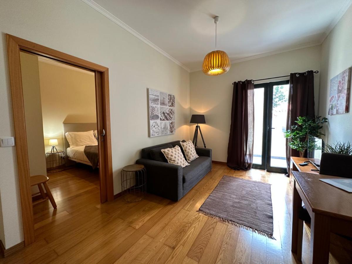 Apartamentos Da Carreira Фуншал Екстериор снимка