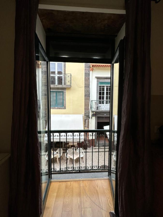 Apartamentos Da Carreira Фуншал Екстериор снимка